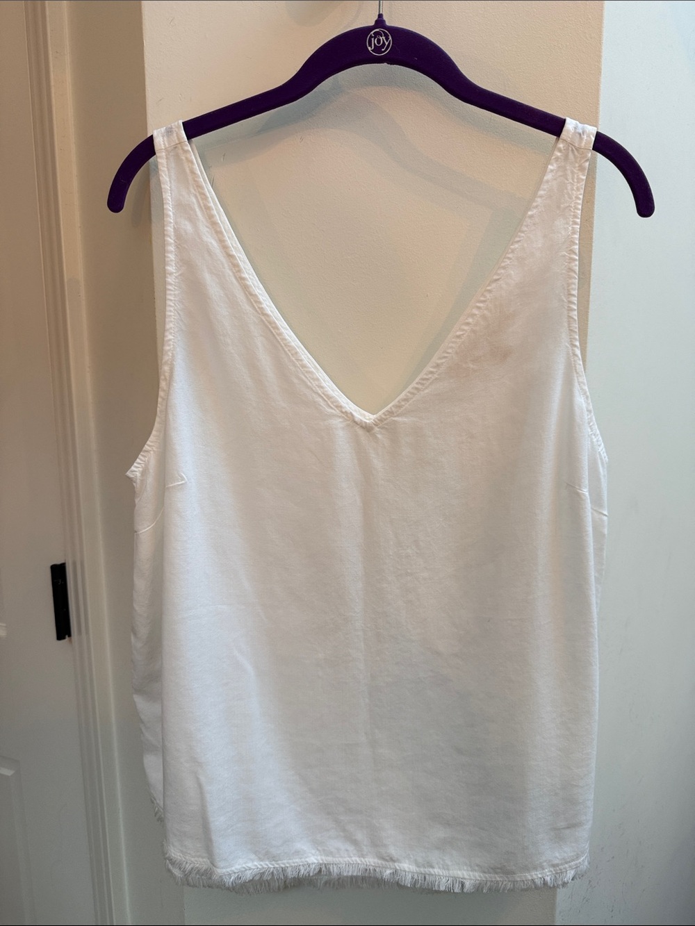 cloth & stone White V-Neck Frayed-Hem Camisole